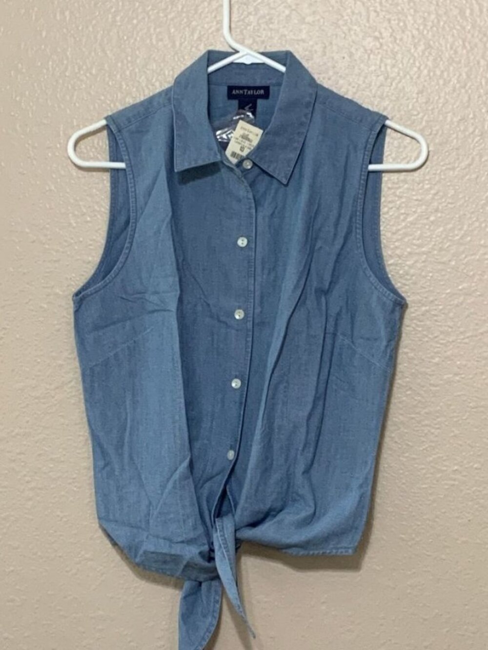 Women's blouse shirt tie front 10 NWT